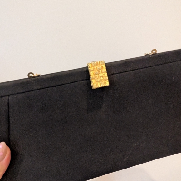 Vintage Black Clutch with Gold Chain - Picture 5 of 12